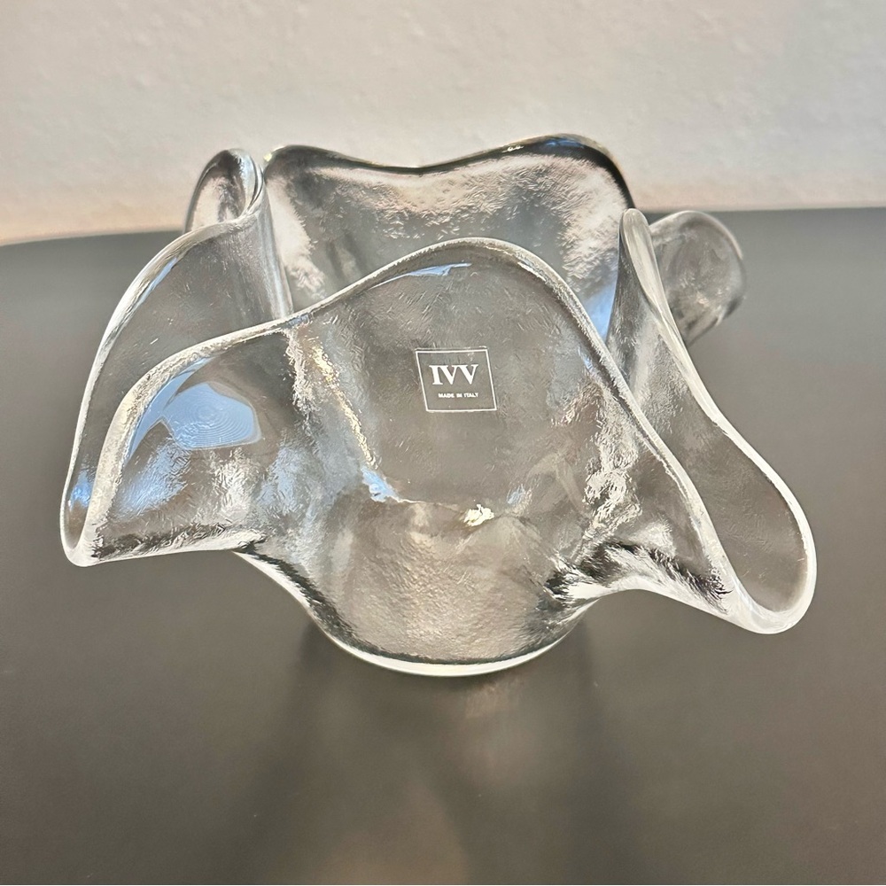 IVV Italian Handblown Art Ice Glacier Glass Hankerchief Bowl Small Ruffle Rare - Picture 1 of 16